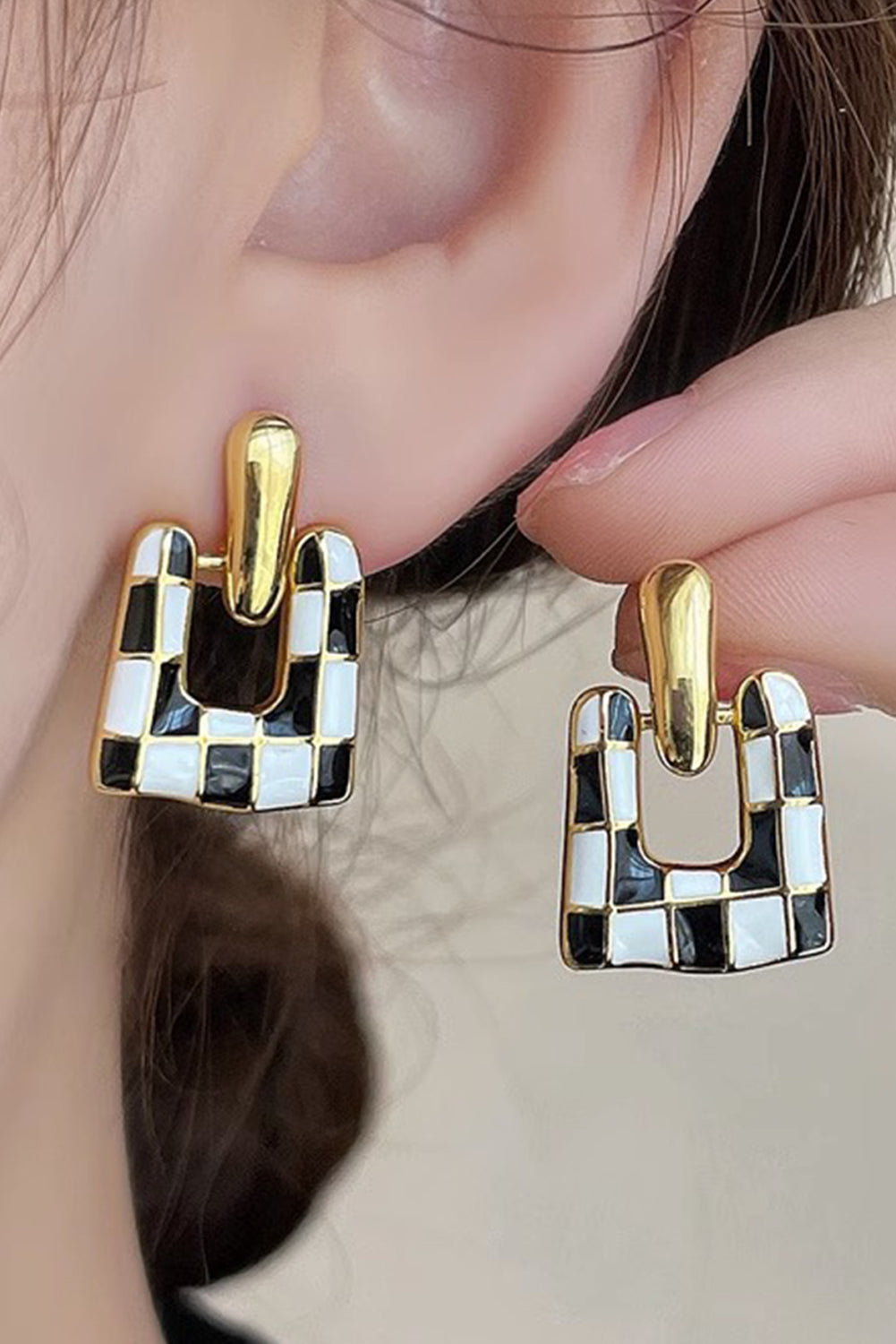 Checkered Square Stud Earrings LT